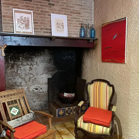 Le Cantou De L Artiste, Coeur De Figeac